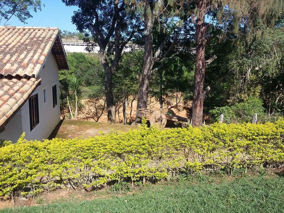 Chacara Gazotti Beira Lago Capitólio 外观 照片